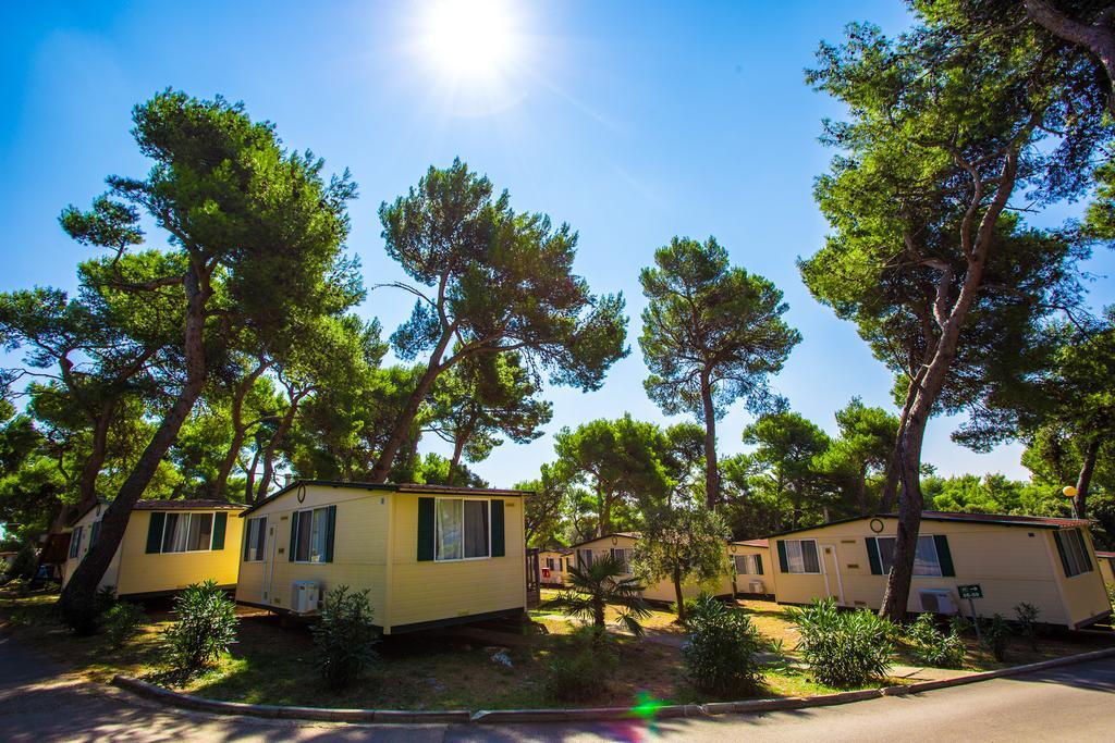 Arena Indije Mobile Homes Banjole Εξωτερικό φωτογραφία