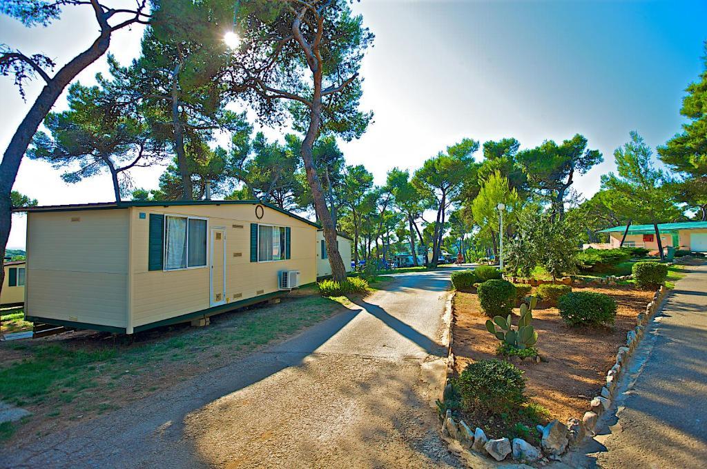 Arena Indije Mobile Homes Banjole Εξωτερικό φωτογραφία