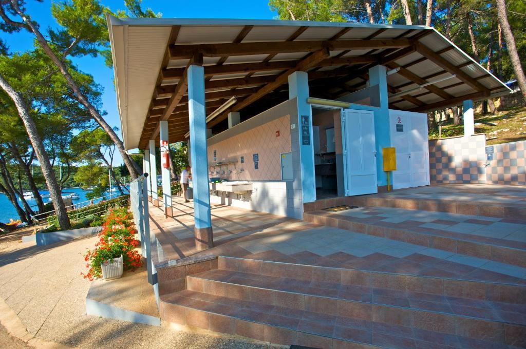 Arena Indije Mobile Homes Banjole Εξωτερικό φωτογραφία