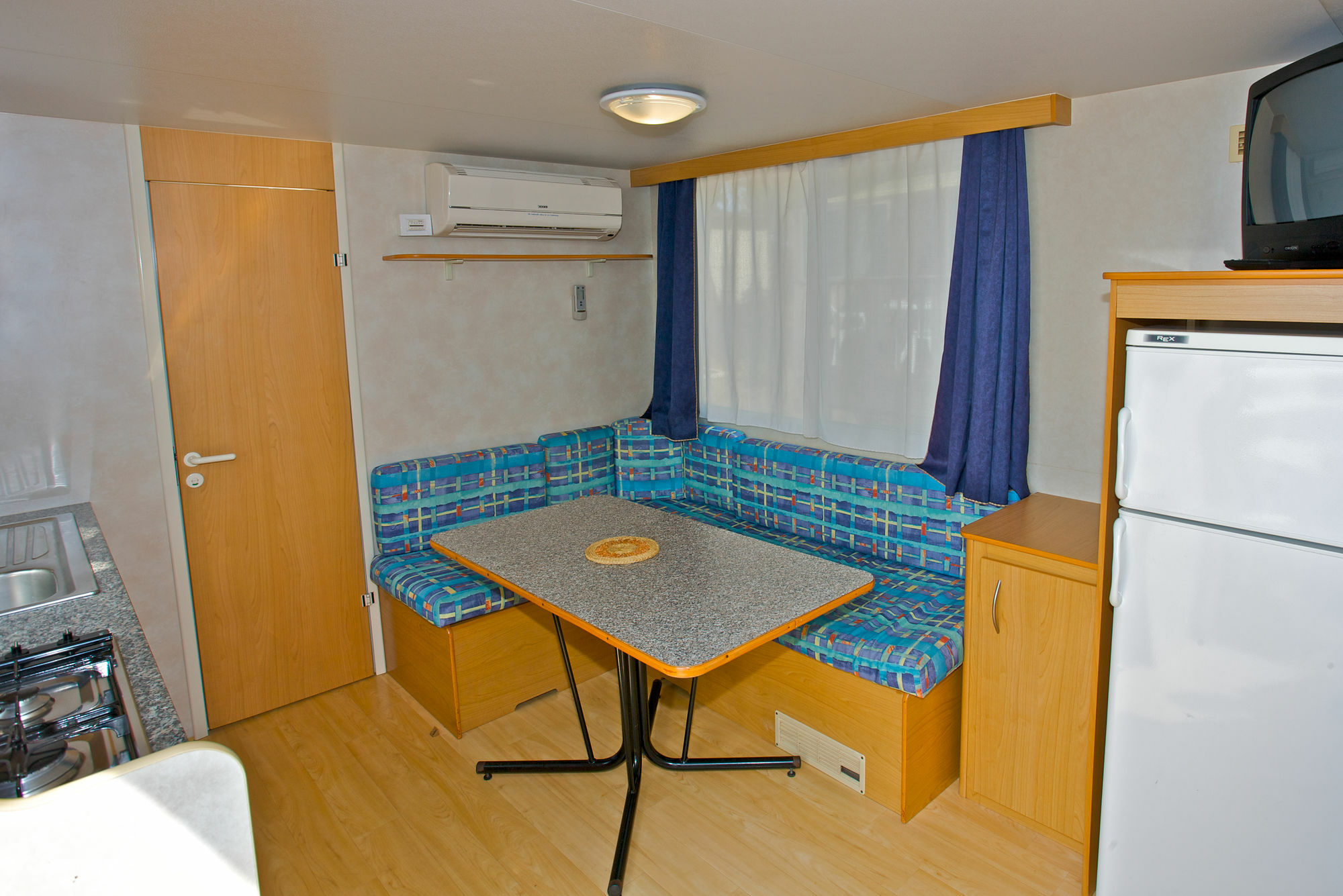 Arena Indije Mobile Homes Banjole Εξωτερικό φωτογραφία